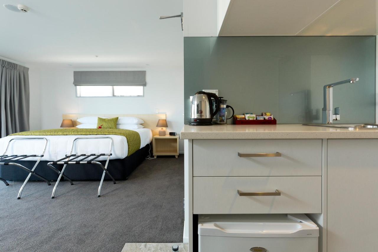 2 On Whiteleigh And 239 On Lincoln Motel Christchurch Exteriér fotografie A studio apartment