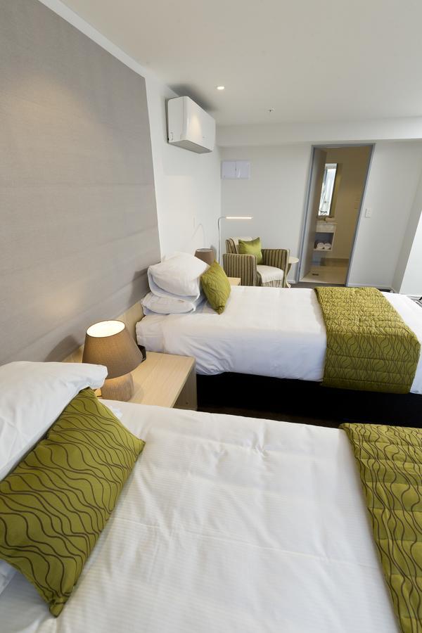 2 On Whiteleigh And 239 On Lincoln Motel Christchurch Exteriér fotografie A typical room at the hotel